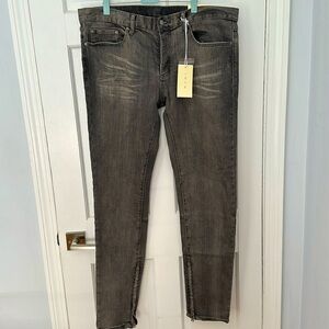 NWT MNML men’s skinny jeans with leg zippers